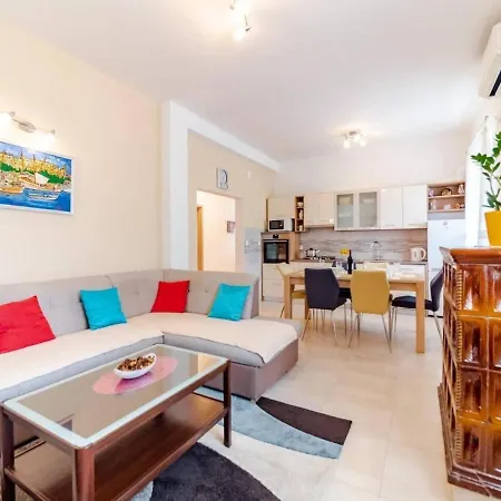 Apartman Stella *